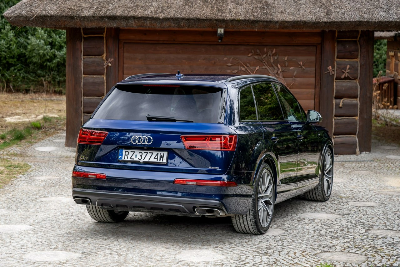 Audi Q7 - Zdjęcie 34