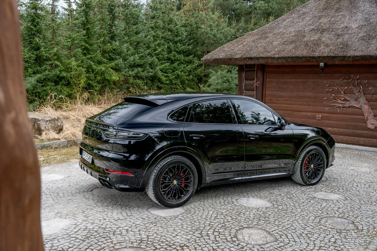 Porsche Cayenne GTS - Zdjęcie 21