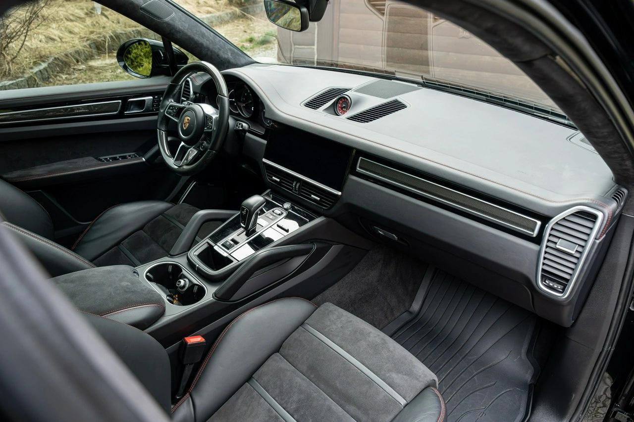 Porsche Cayenne GTS - Zdjęcie 42
