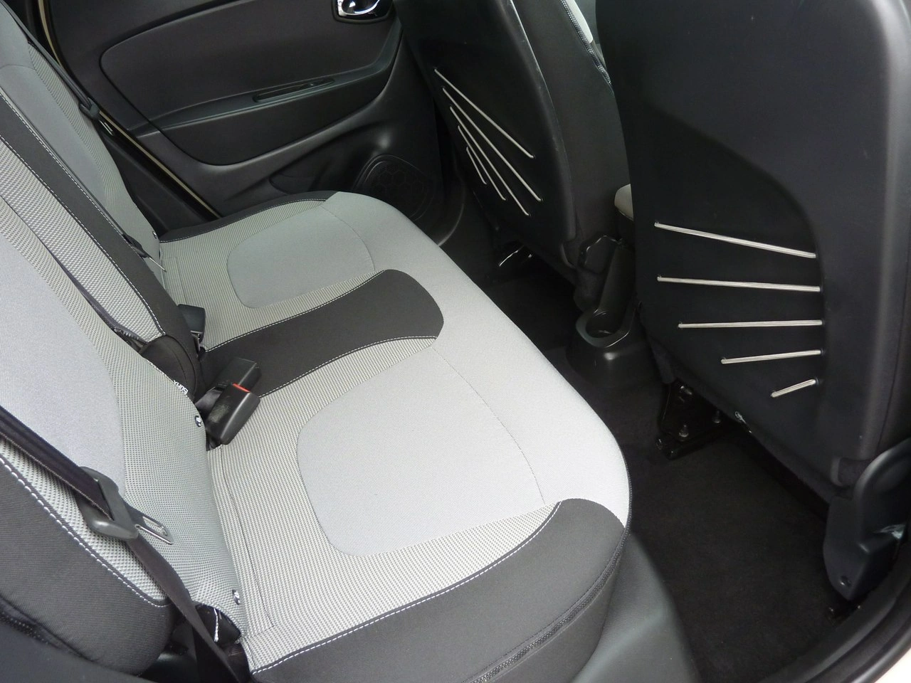 Renault Captur - Zdjęcie 14