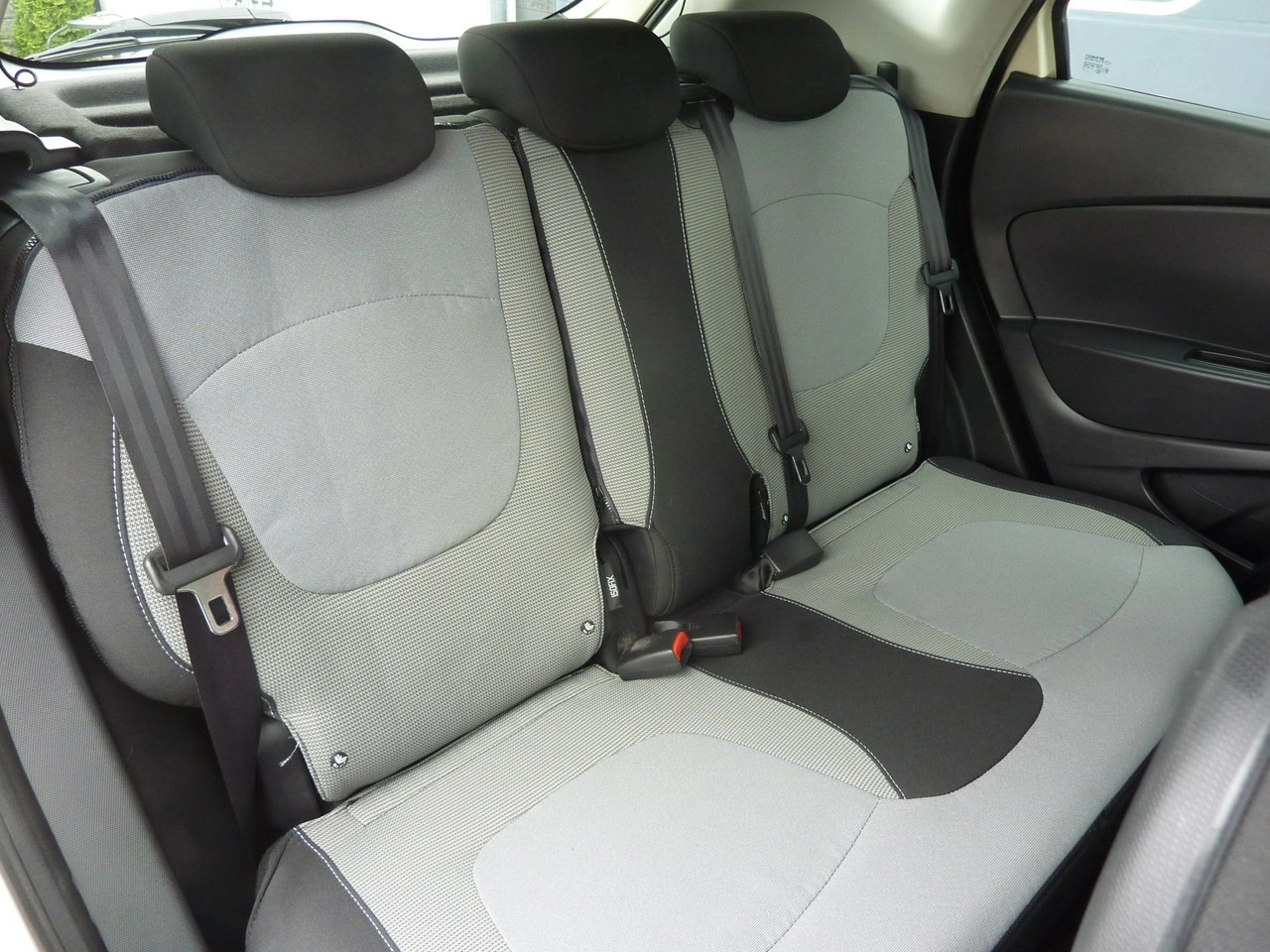 Renault Captur - Zdjęcie 18