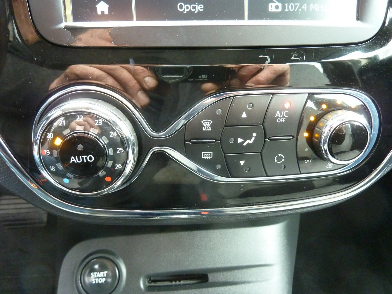 Renault Captur - Zdjęcie 22