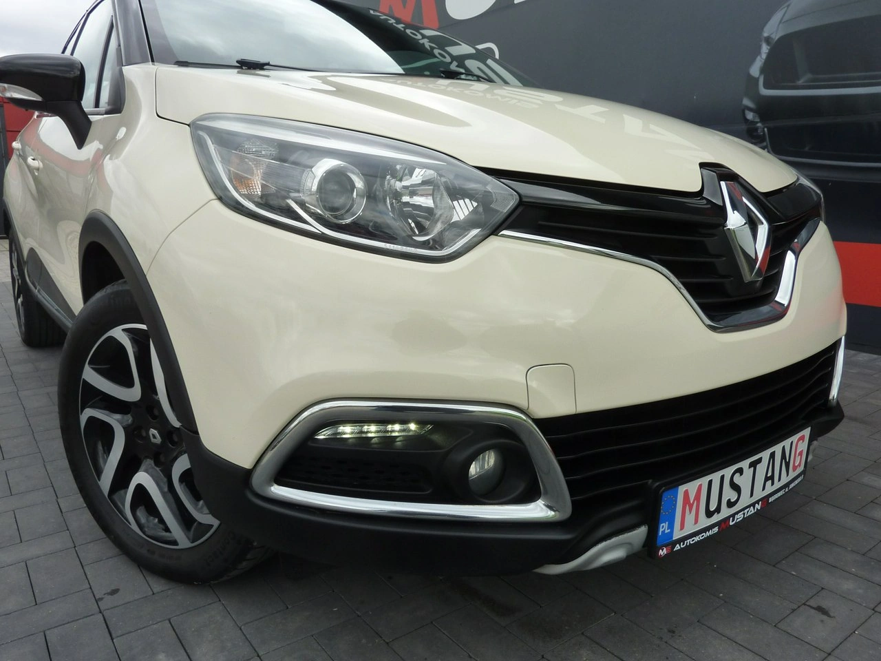 Renault Captur - Zdjęcie 38