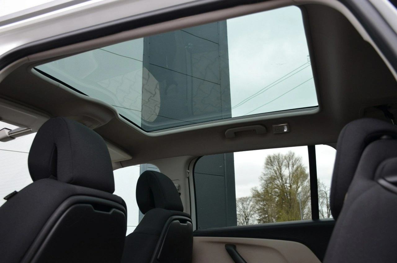 Citroën C4 Grand Picasso - Zdjęcie 26