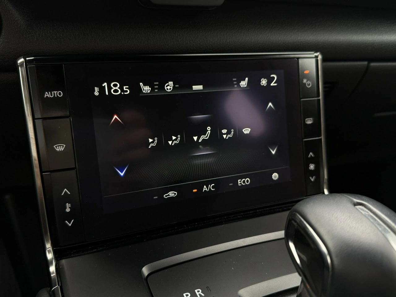 Mazda MX-30 - Zdjęcie 11