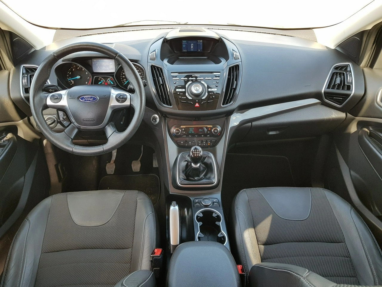 Ford Kuga - Zdjęcie 10