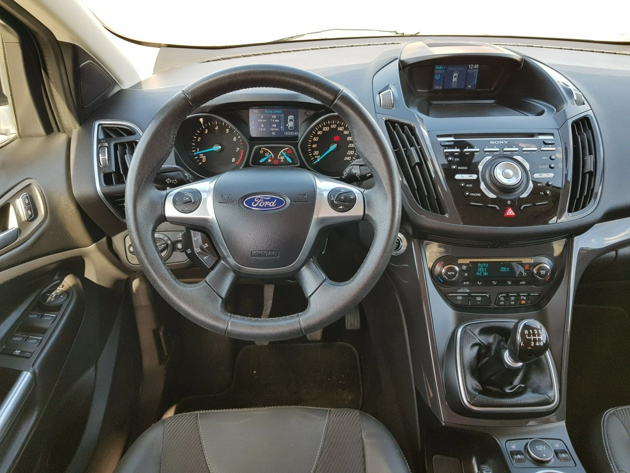 Ford Kuga - Zdjęcie 11