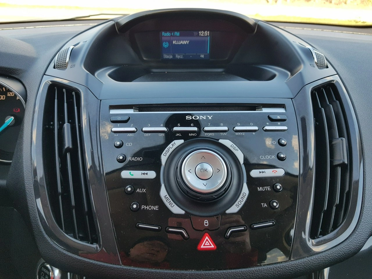 Ford Kuga - Zdjęcie 18