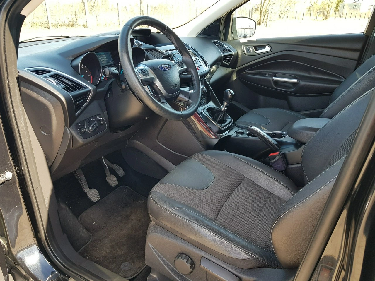 Ford Kuga - Zdjęcie 8