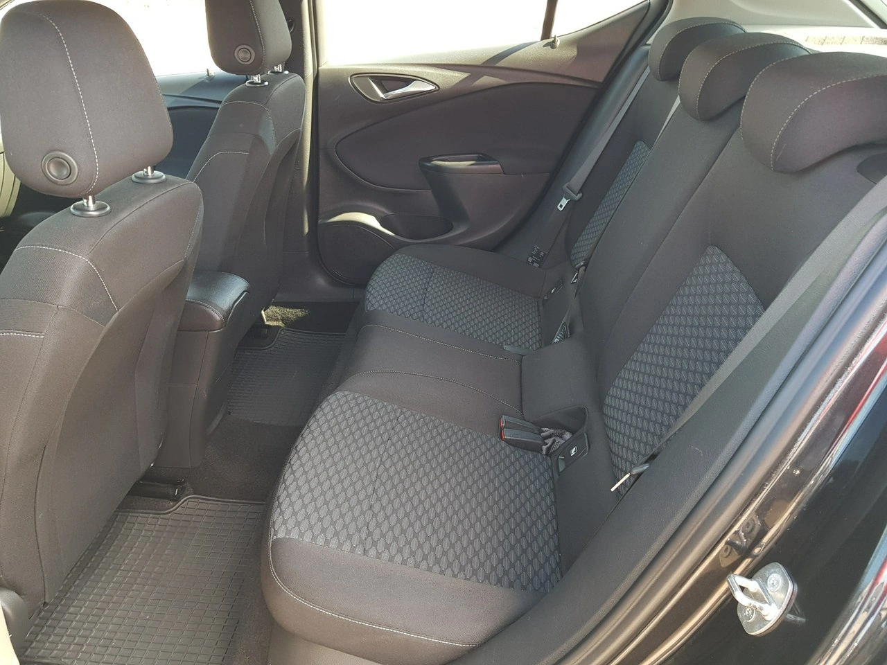 Opel Astra - Zdjęcie 10