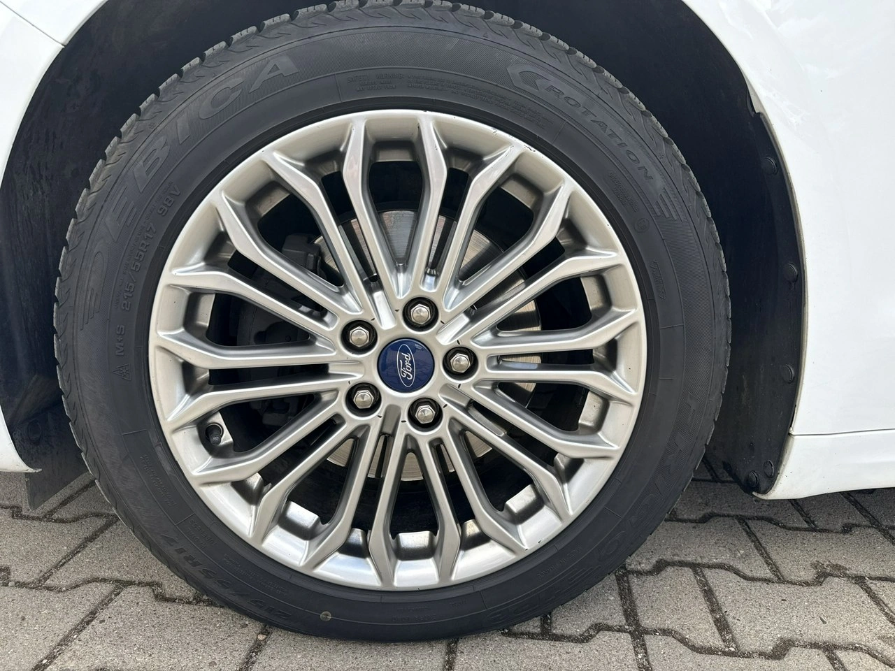 Ford Mondeo - Zdjęcie 9