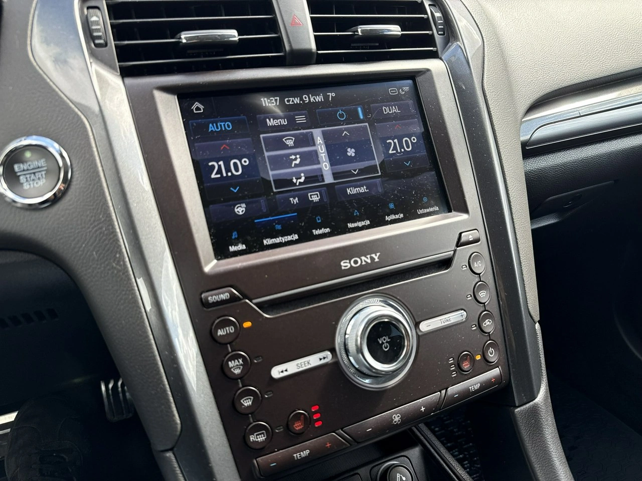 Ford Mondeo - Zdjęcie 24