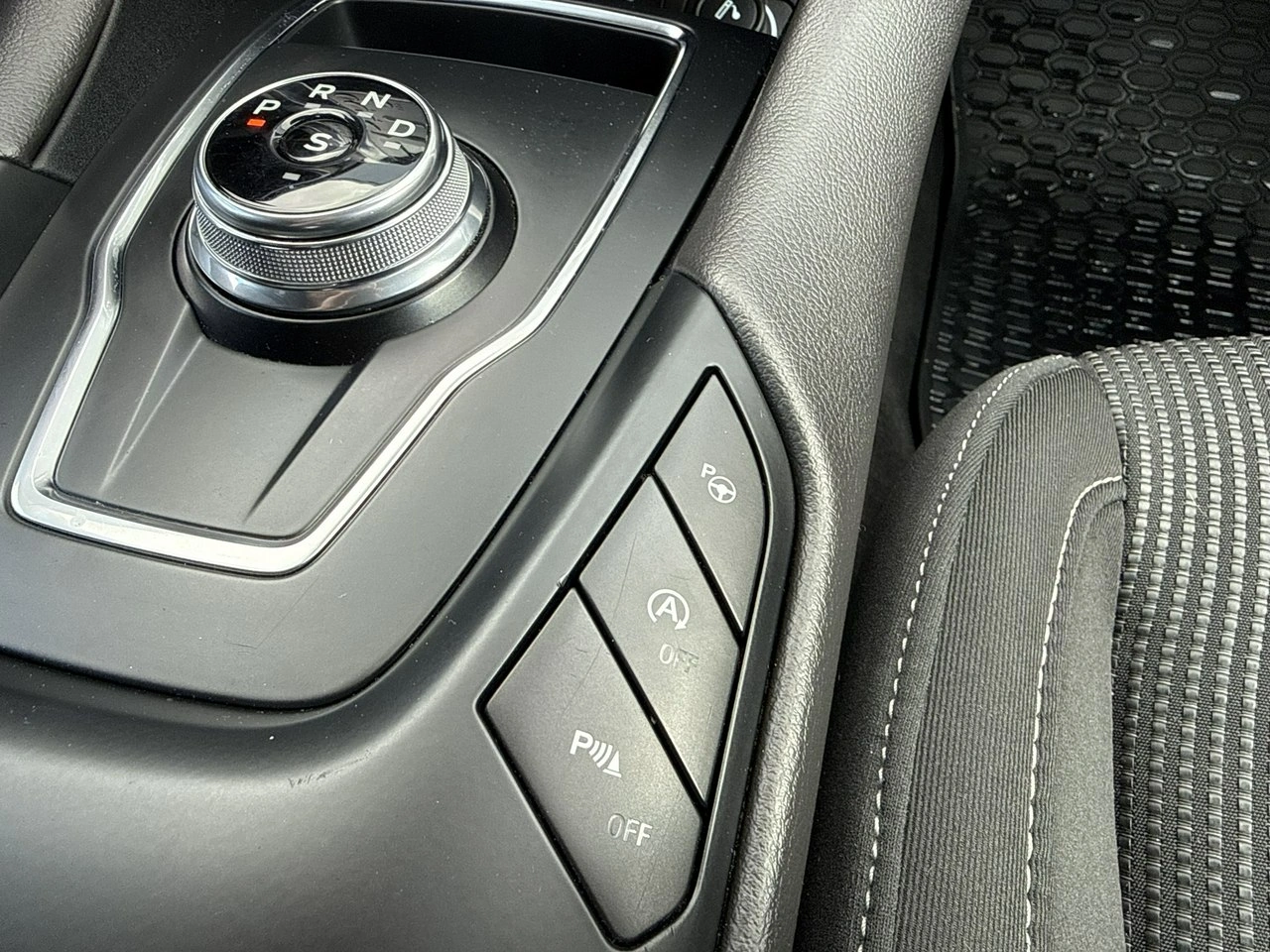 Ford Mondeo - Zdjęcie 31