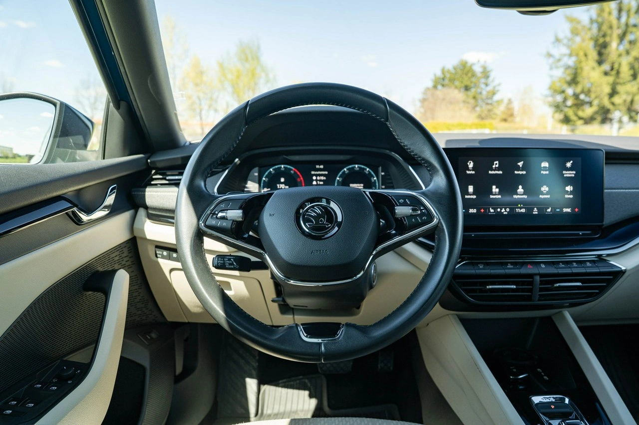 Skoda Octavia - Zdjęcie 17