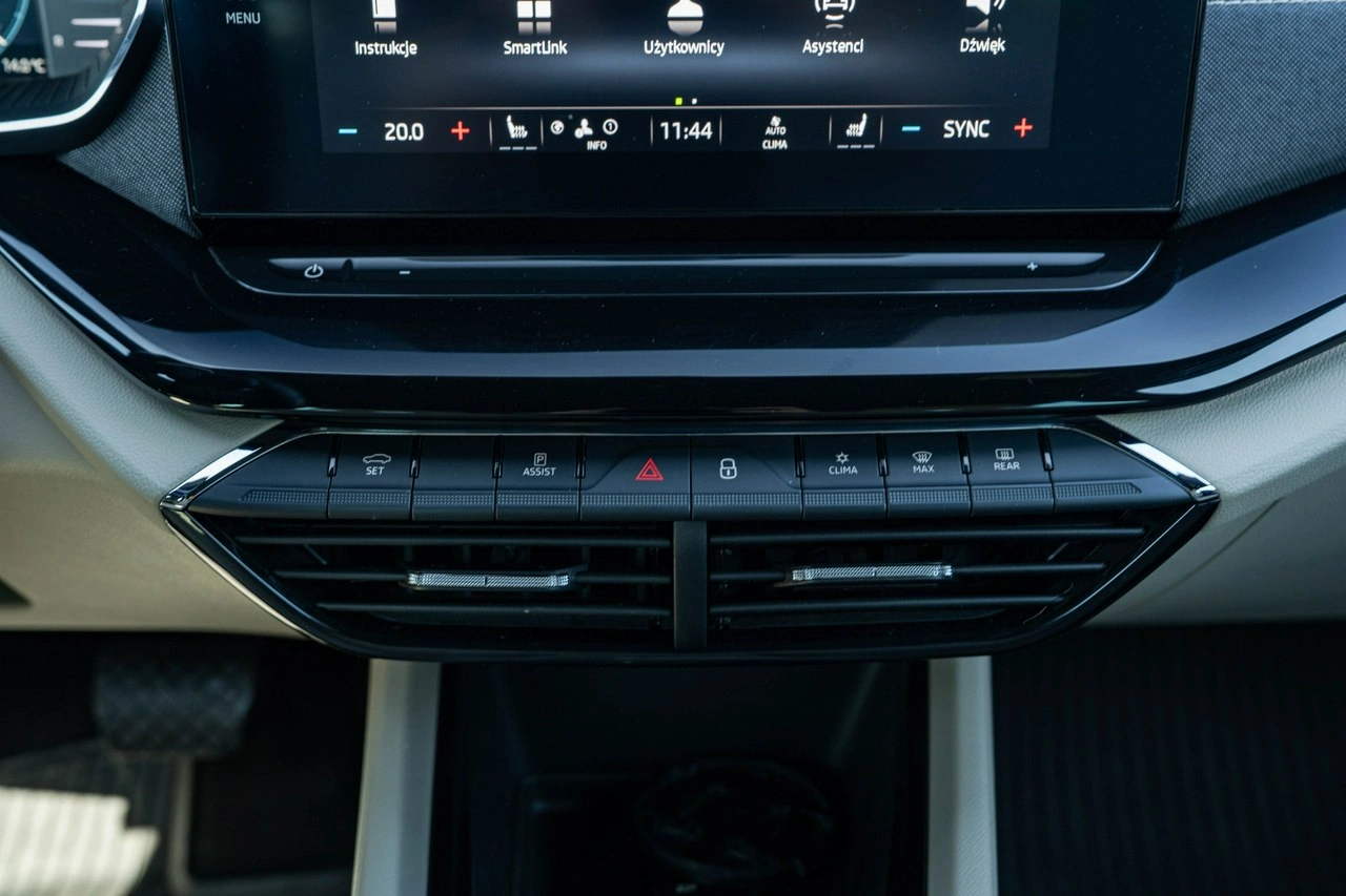 Skoda Octavia - Zdjęcie 20