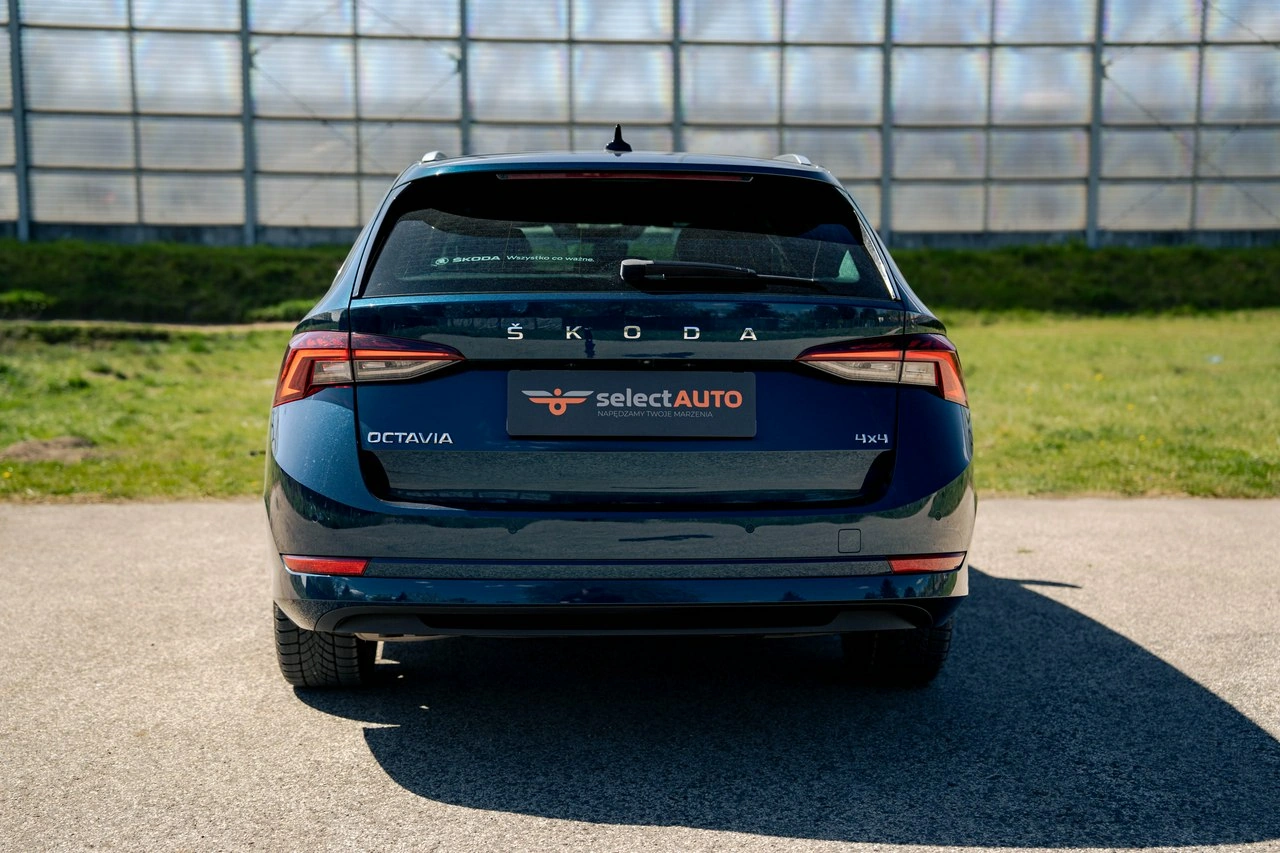 Skoda Octavia - Zdjęcie 4