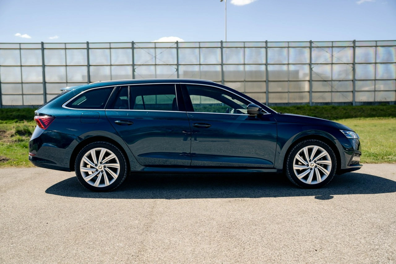 Skoda Octavia - Zdjęcie 8