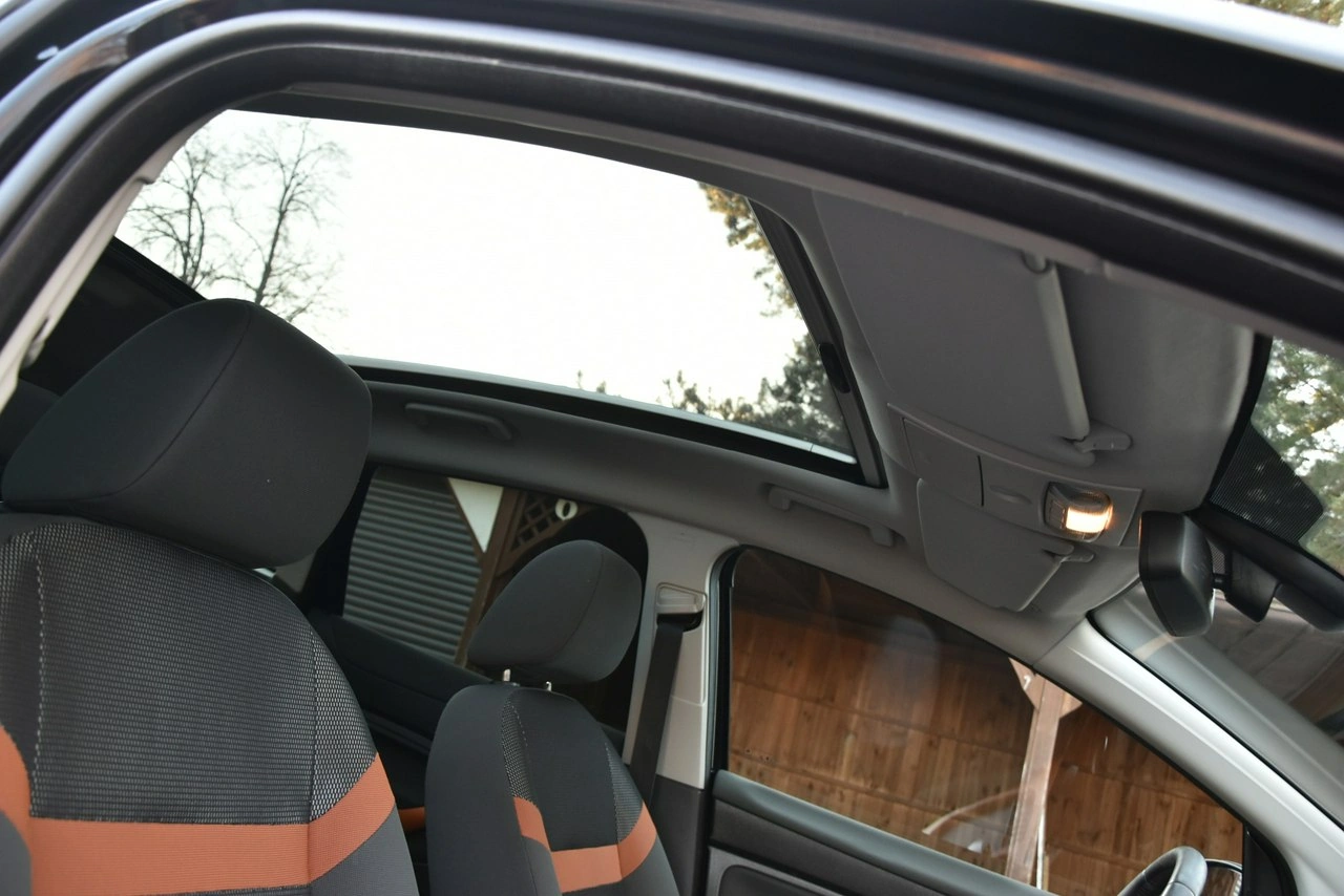 Ford Kuga - Zdjęcie 11