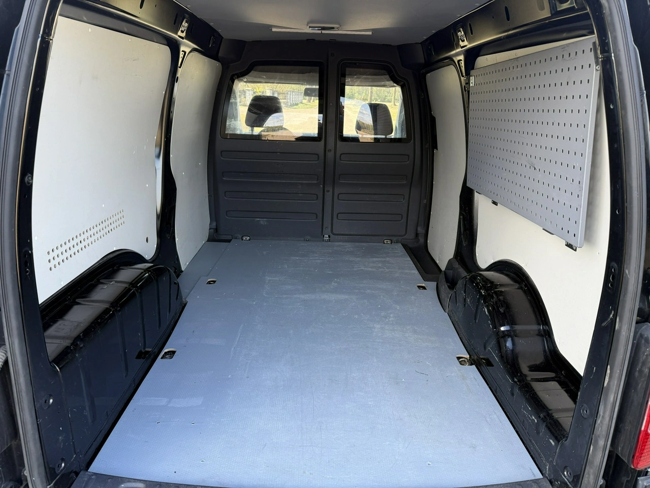 Volkswagen Caddy - Zdjęcie 26