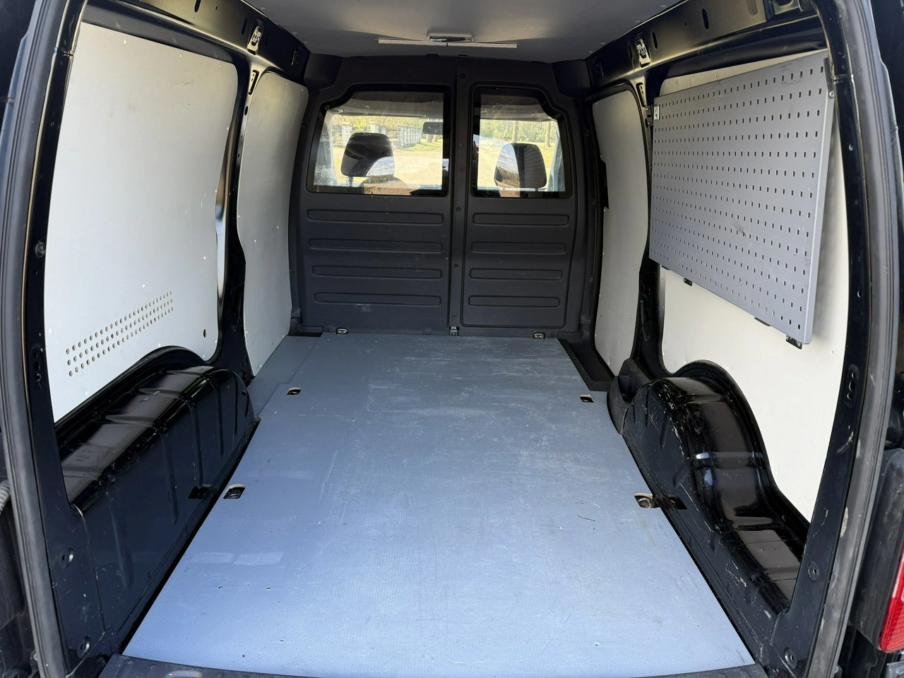 Volkswagen Caddy - Zdjęcie 26