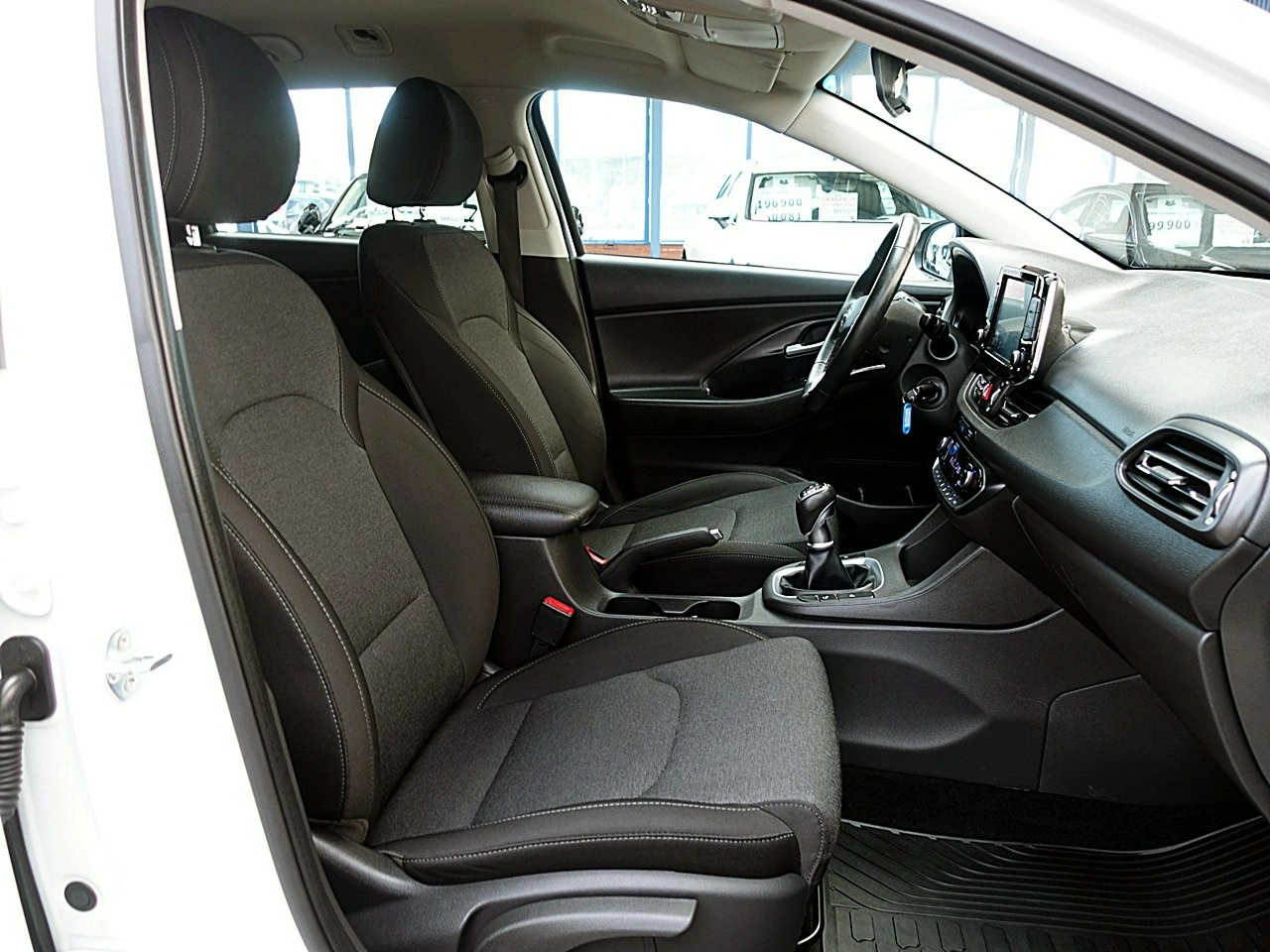 Hyundai i30 - Zdjęcie 10