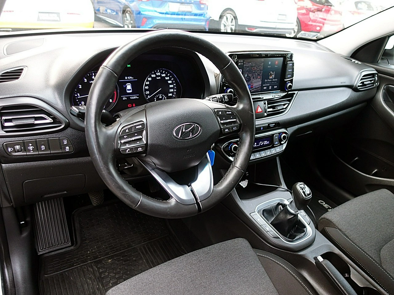 Hyundai i30 - Zdjęcie 15