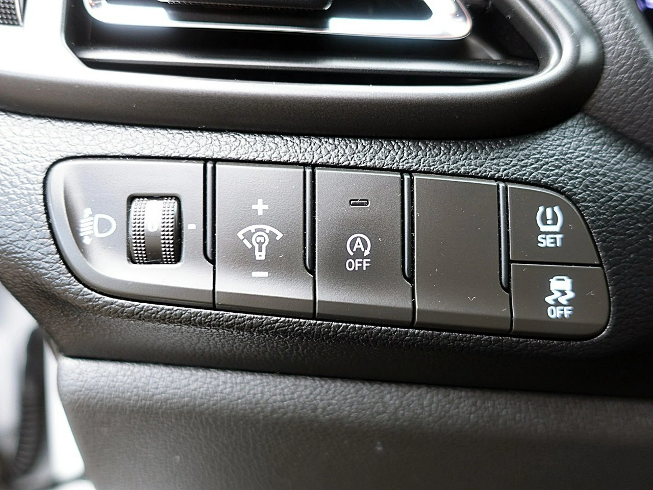 Hyundai i30 - Zdjęcie 17