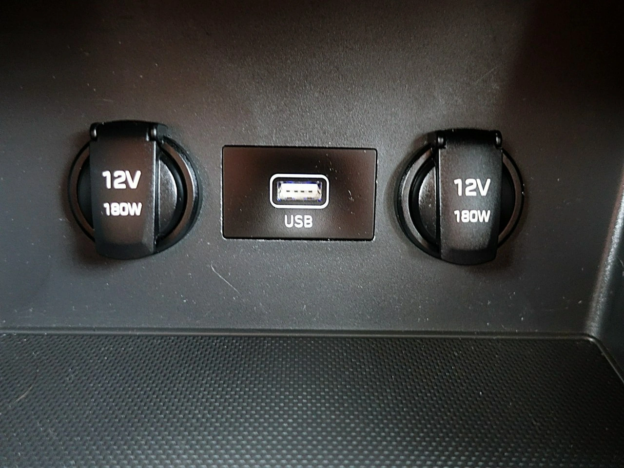 Hyundai i30 - Zdjęcie 36