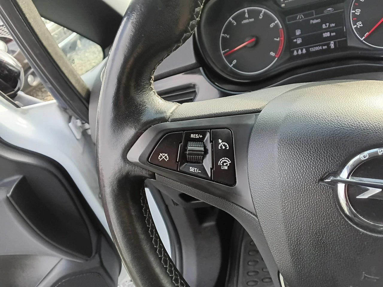 Opel Corsa - Zdjęcie 22