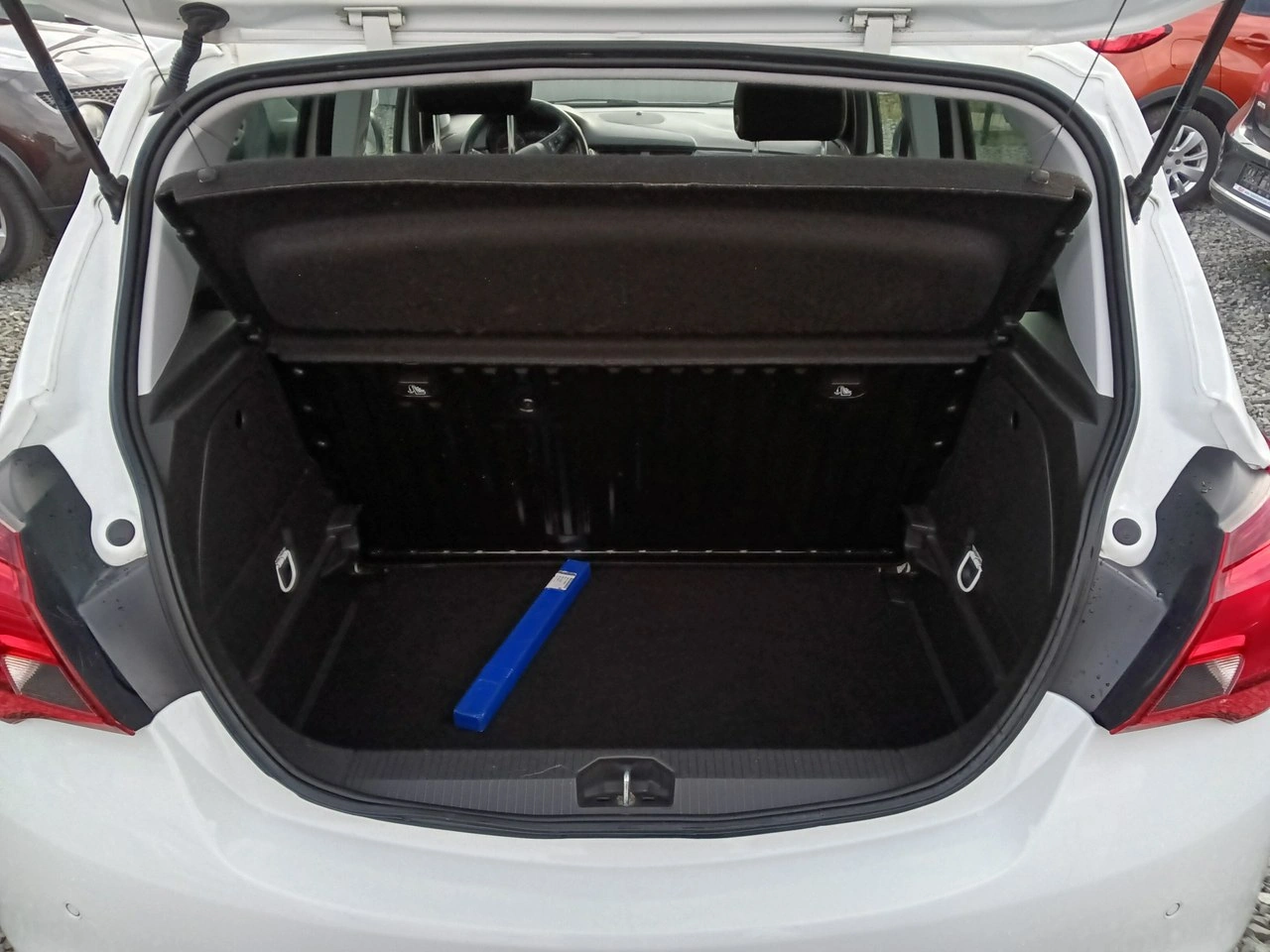 Opel Corsa - Zdjęcie 31