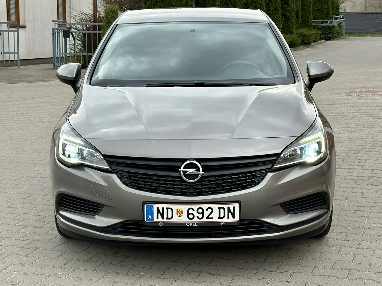 Opel Astra - Zdjęcie 9