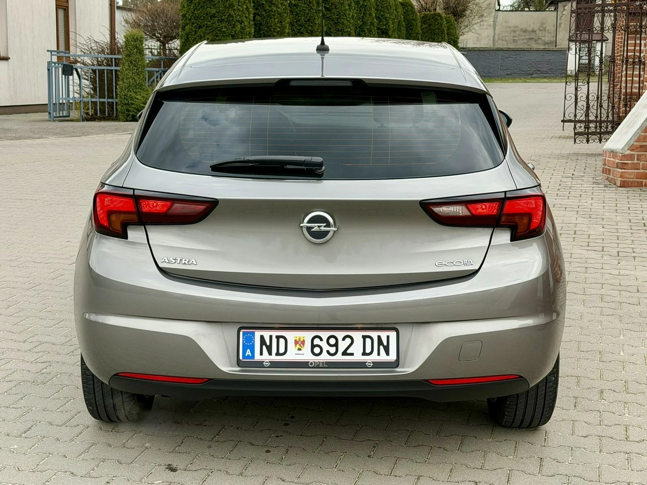 Opel Astra - Zdjęcie 12