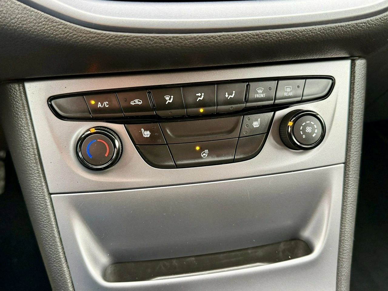 Opel Astra - Zdjęcie 14