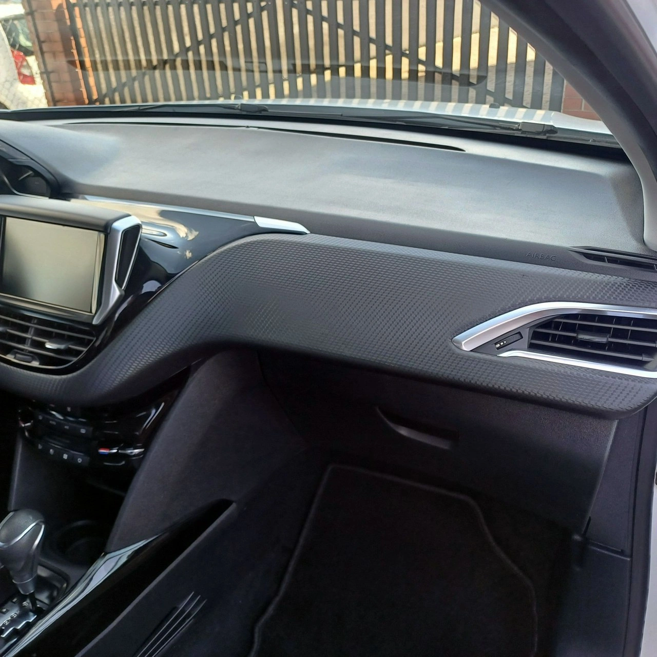 Peugeot 2008 - Zdjęcie 16