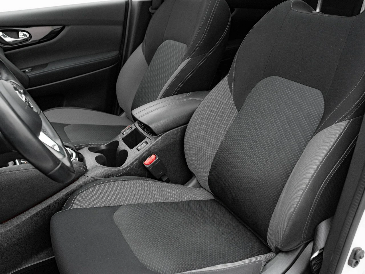 Nissan Qashqai - Zdjęcie 13