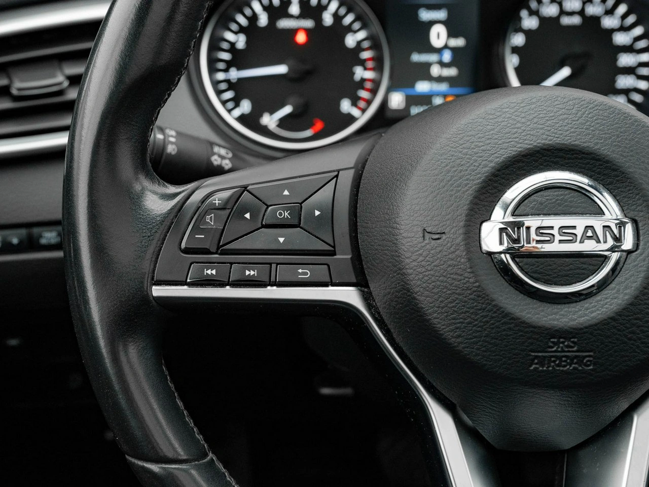 Nissan Qashqai - Zdjęcie 15