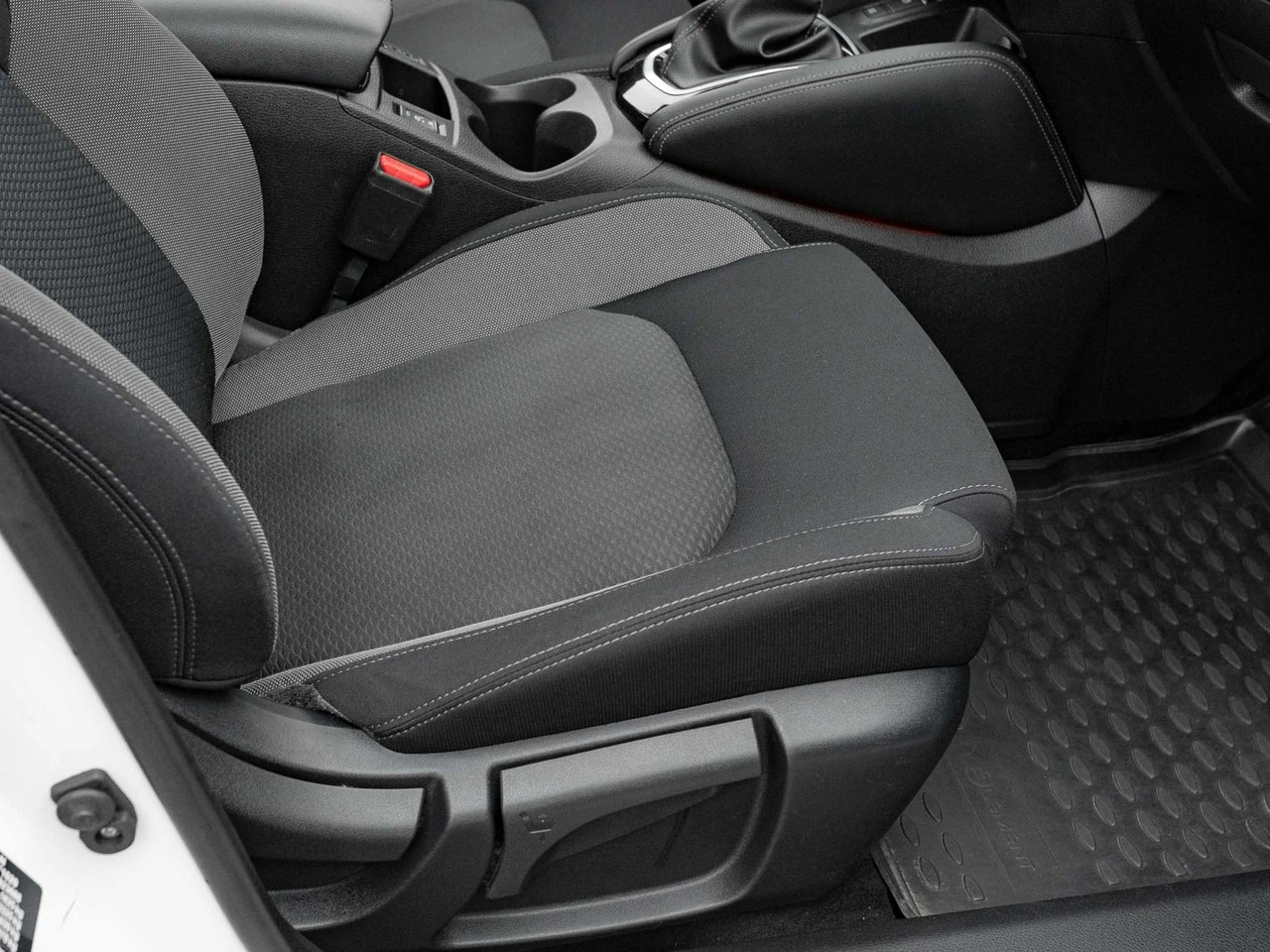 Nissan Qashqai - Zdjęcie 28