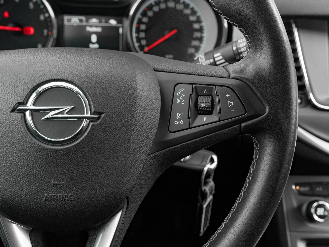 Opel Astra - Zdjęcie 14