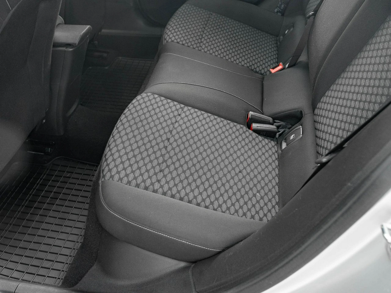 Opel Astra - Zdjęcie 22