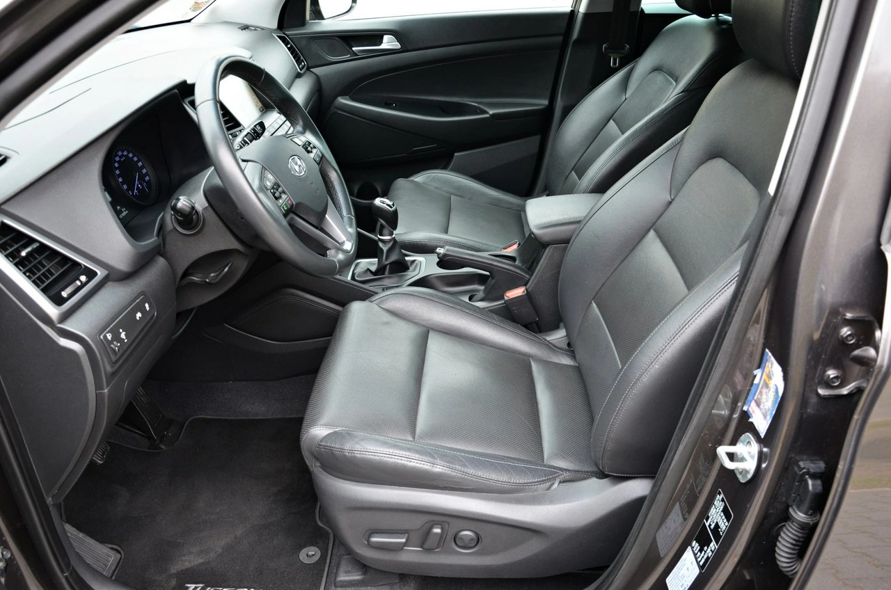Hyundai Tucson - Zdjęcie 27