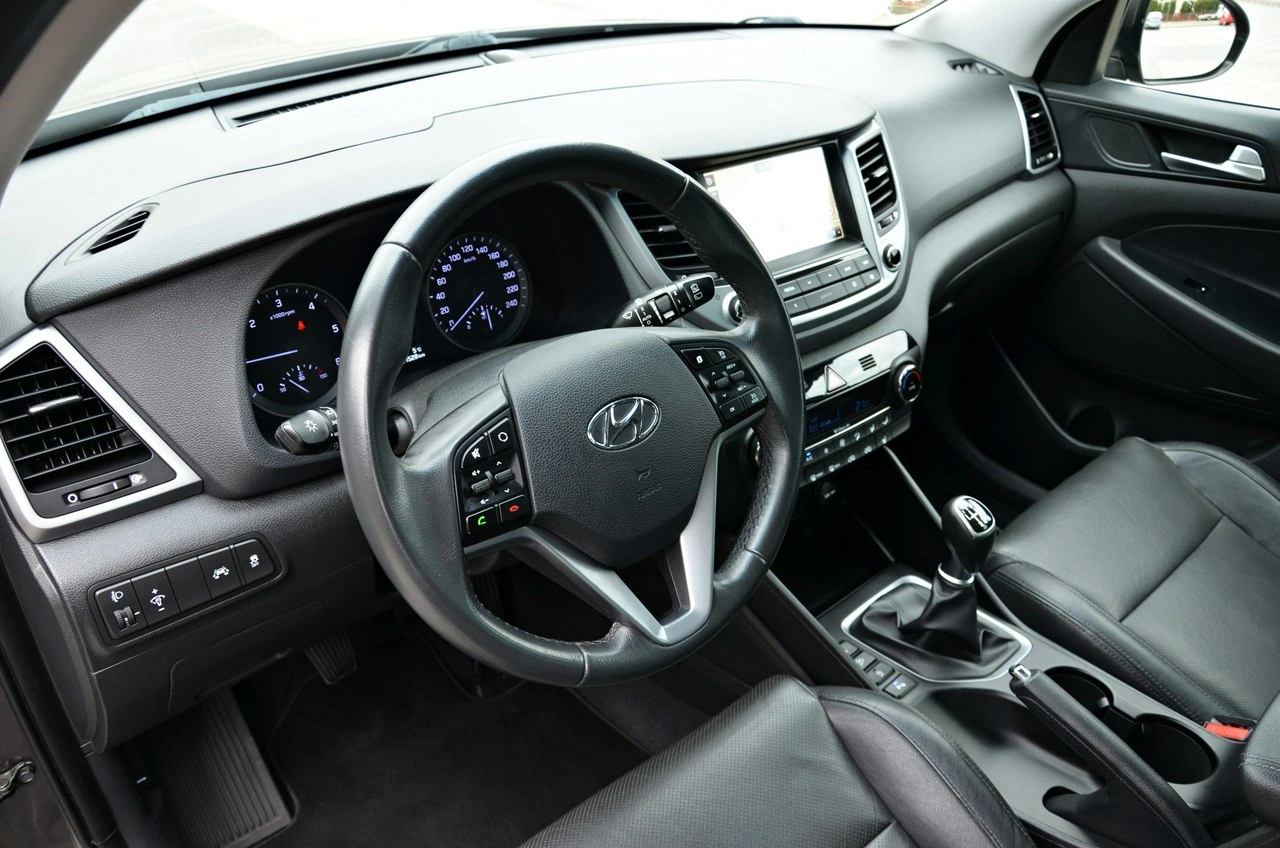 Hyundai Tucson - Zdjęcie 28