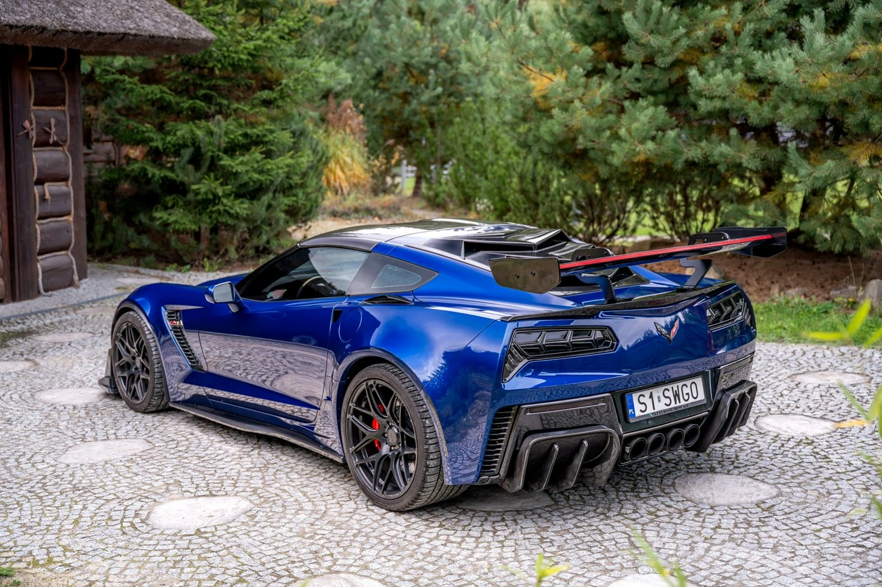 Chevrolet Corvette - Zdjęcie 19