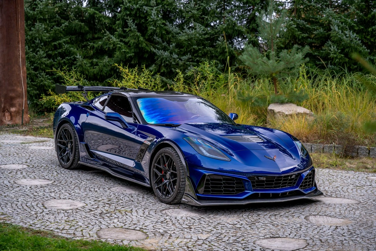 Chevrolet Corvette - Zdjęcie 24