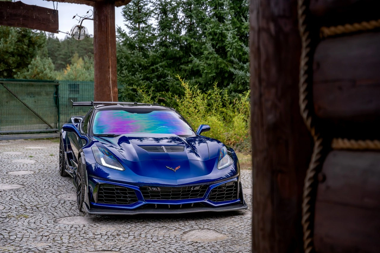 Chevrolet Corvette - Zdjęcie 27