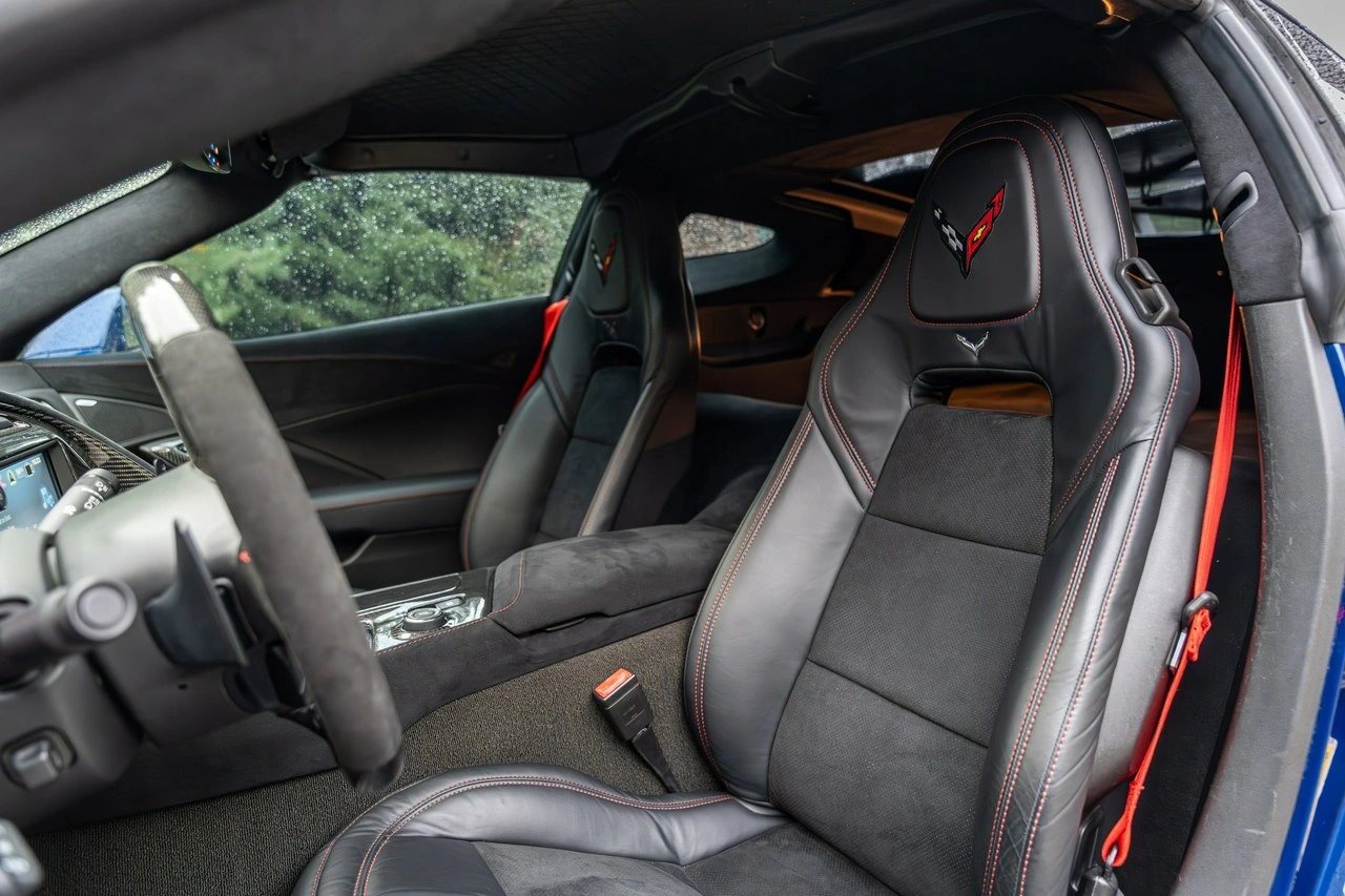 Chevrolet Corvette - Zdjęcie 42