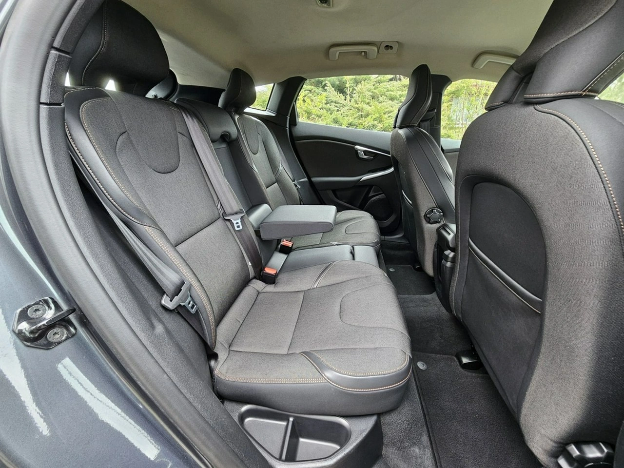 Volvo V40 Cross Country - Zdjęcie 15