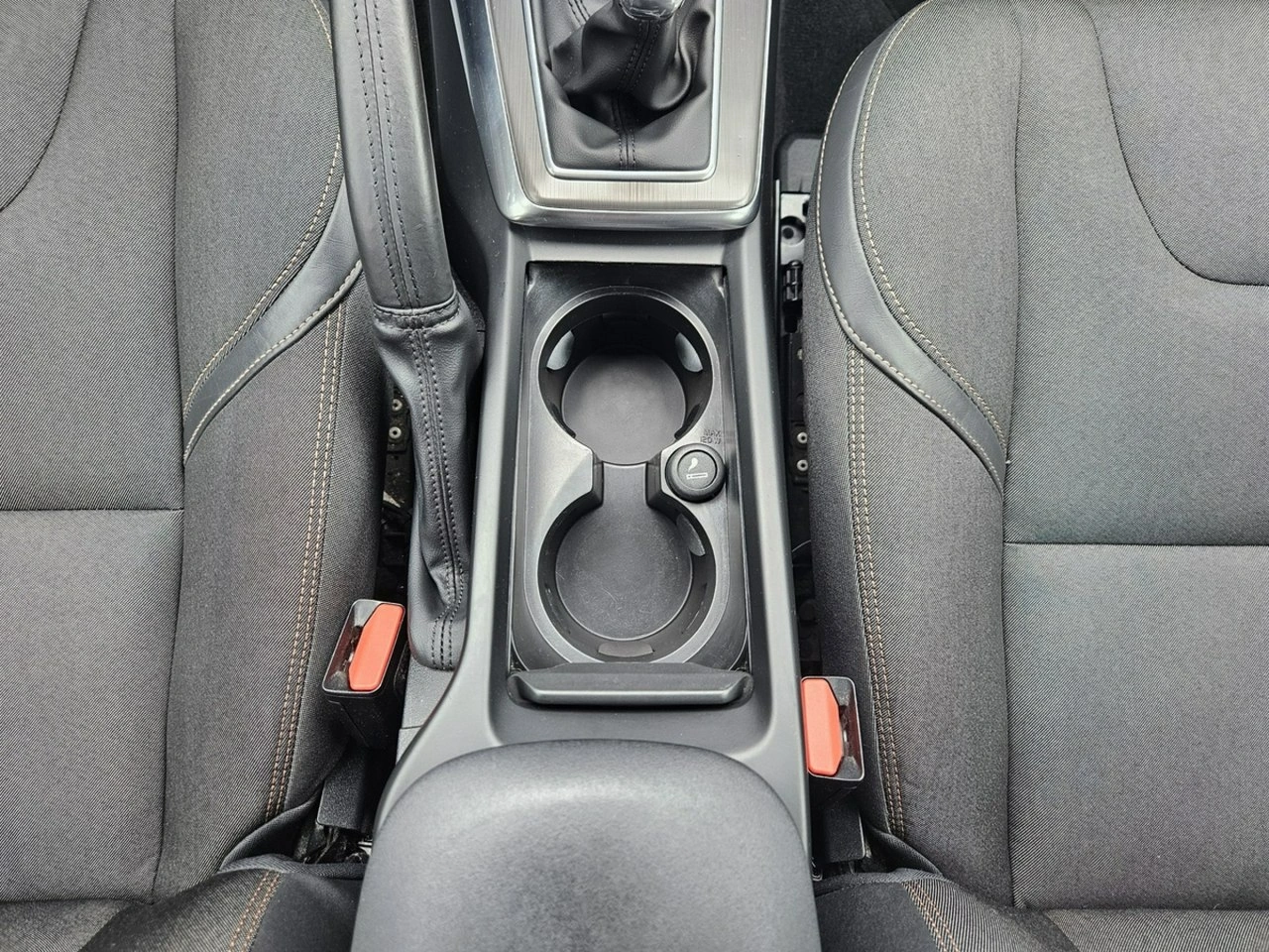 Volvo V40 Cross Country - Zdjęcie 29