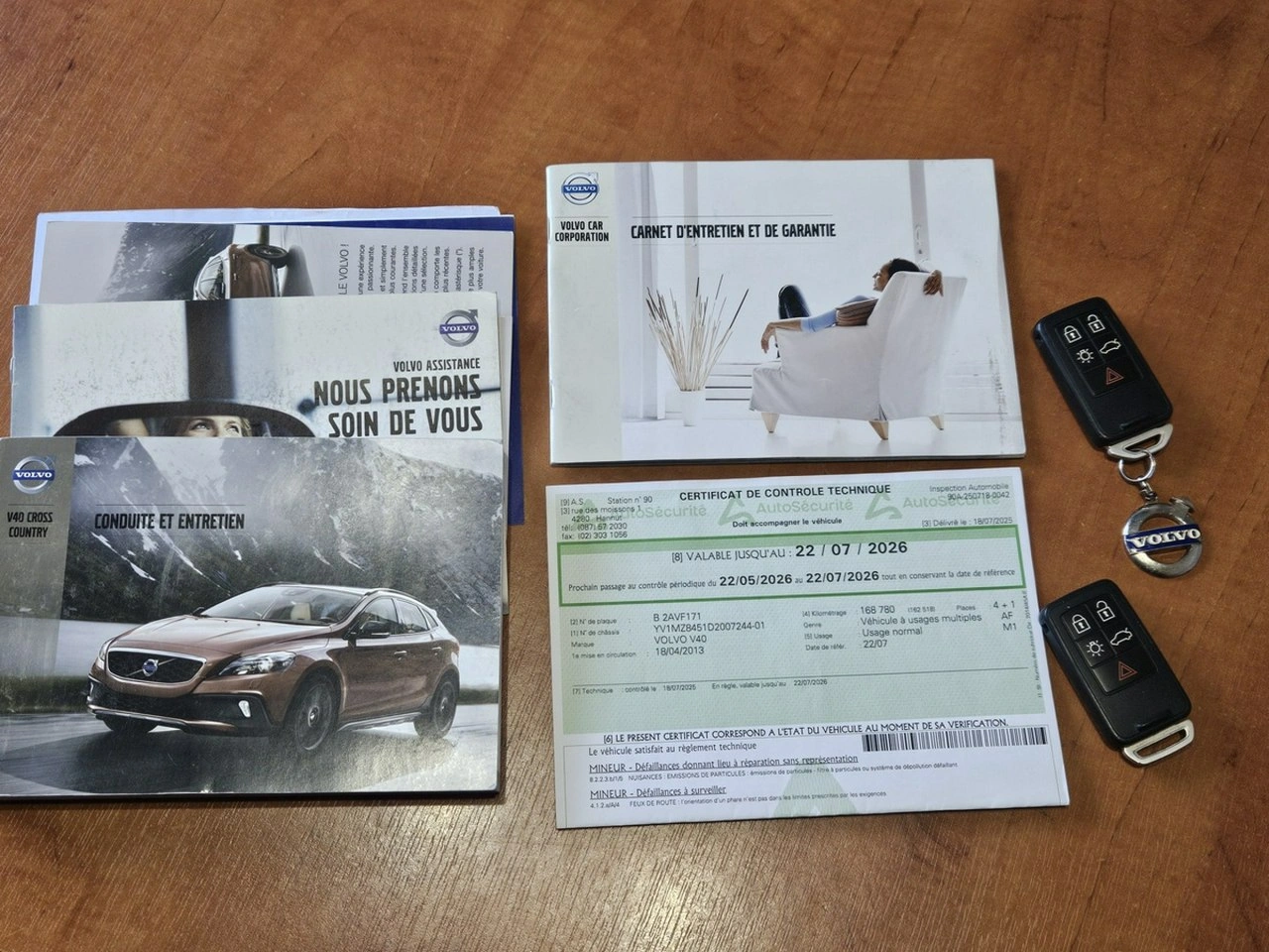 Volvo V40 Cross Country - Zdjęcie 32