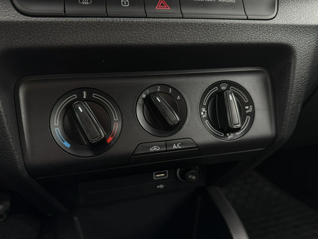 Skoda Fabia - Zdjęcie 10