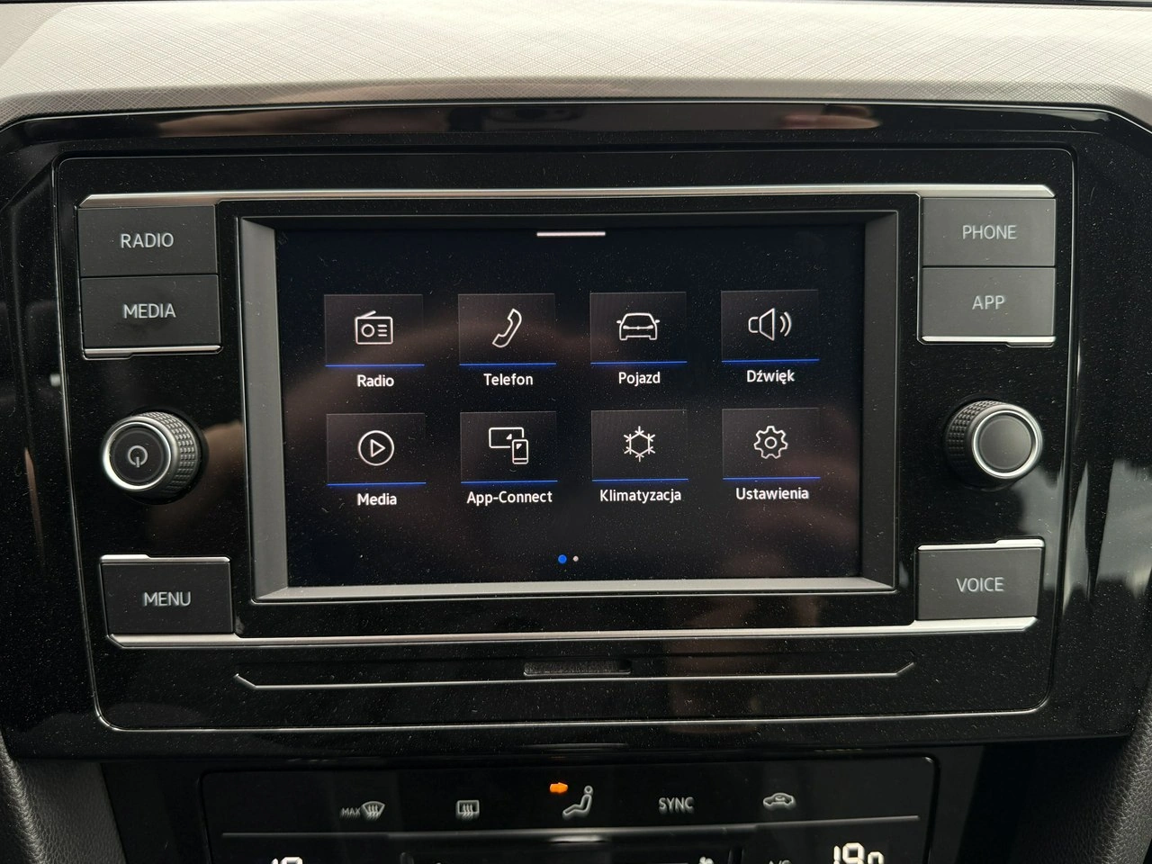 Volkswagen Passat - Zdjęcie 36